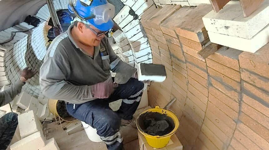 <mark>Refractory</mark>  Team